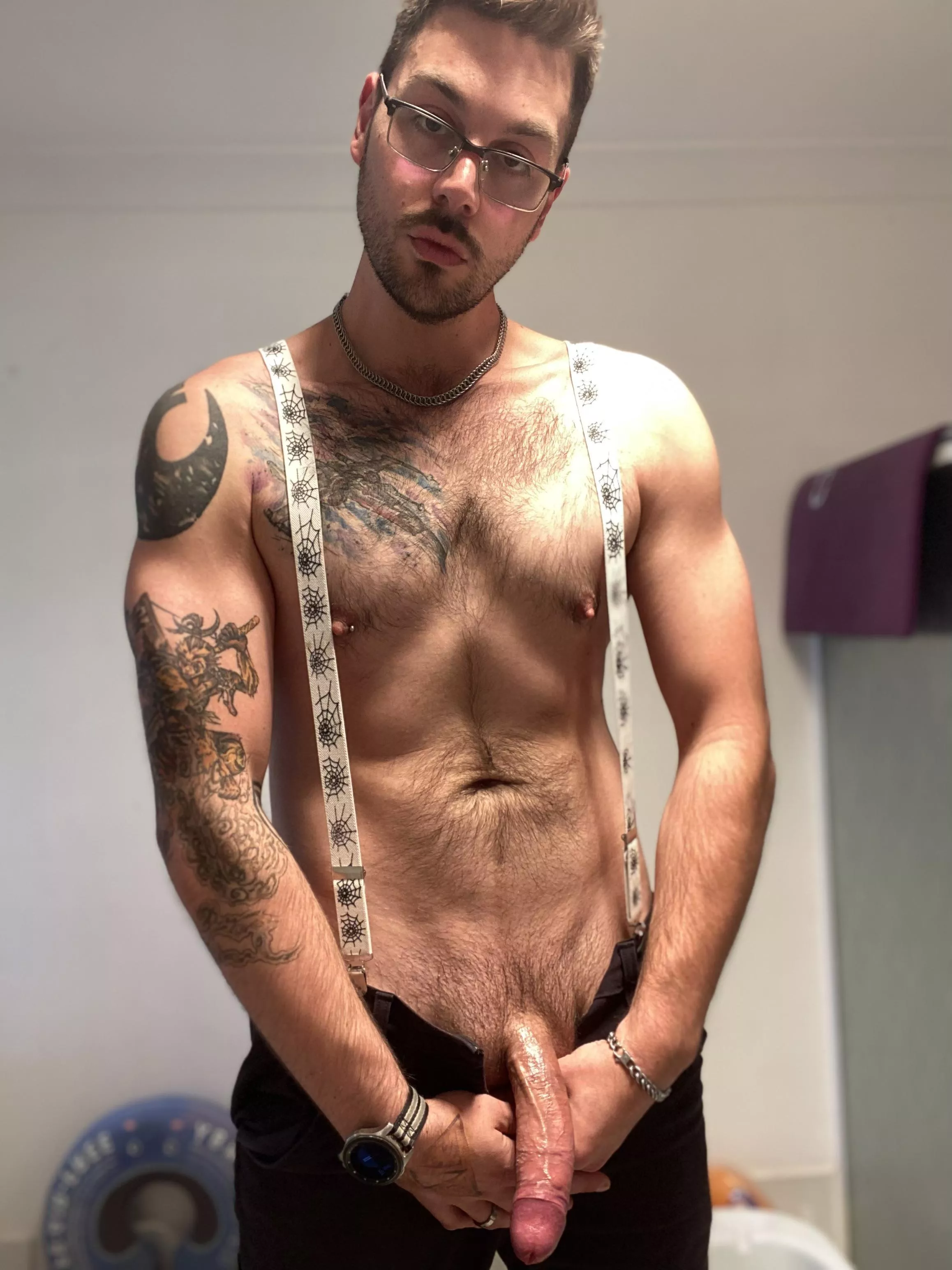 I have an urge to fuck some throat right now.