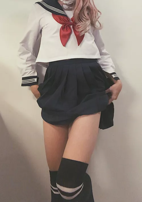 i hope we would have uniforms in our school too