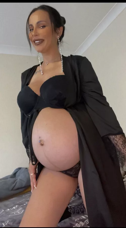 I just need to cum . Would you give me a hand