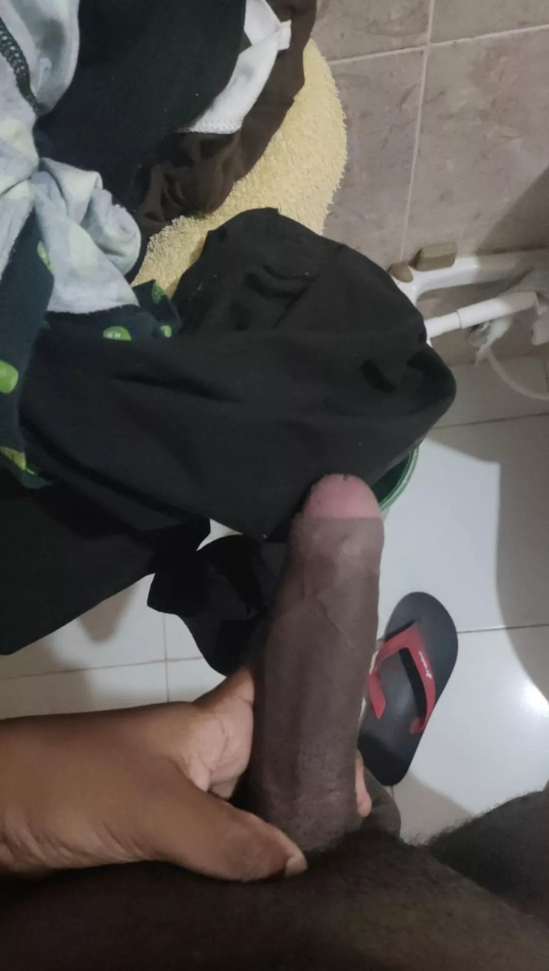 I need a sissy bouncing in my dick pls