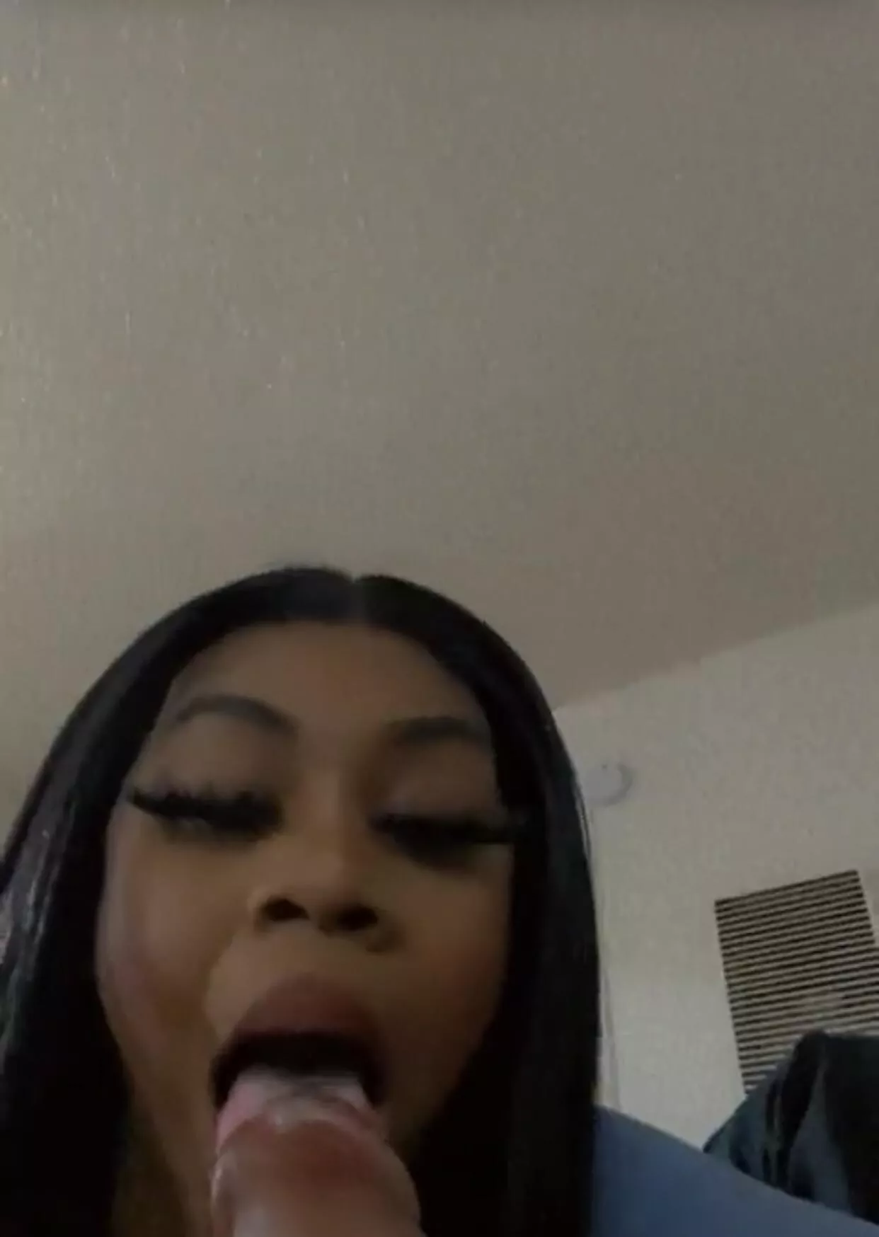 i take pride in keeping white cock in my n….r mouth 😽😽 kik: yayasonasty