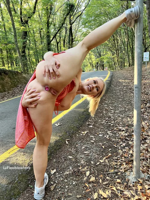 I work on a new road sign! 🚦this sign means it's time to stop and fuck!😜 (f)