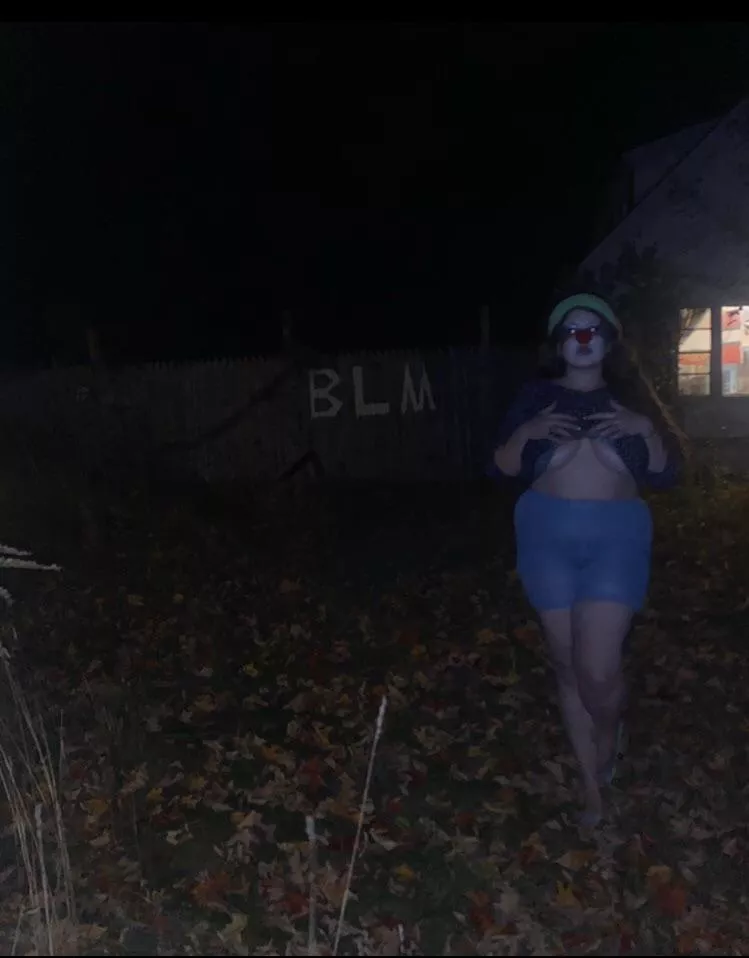 I’m the property of October 🎃