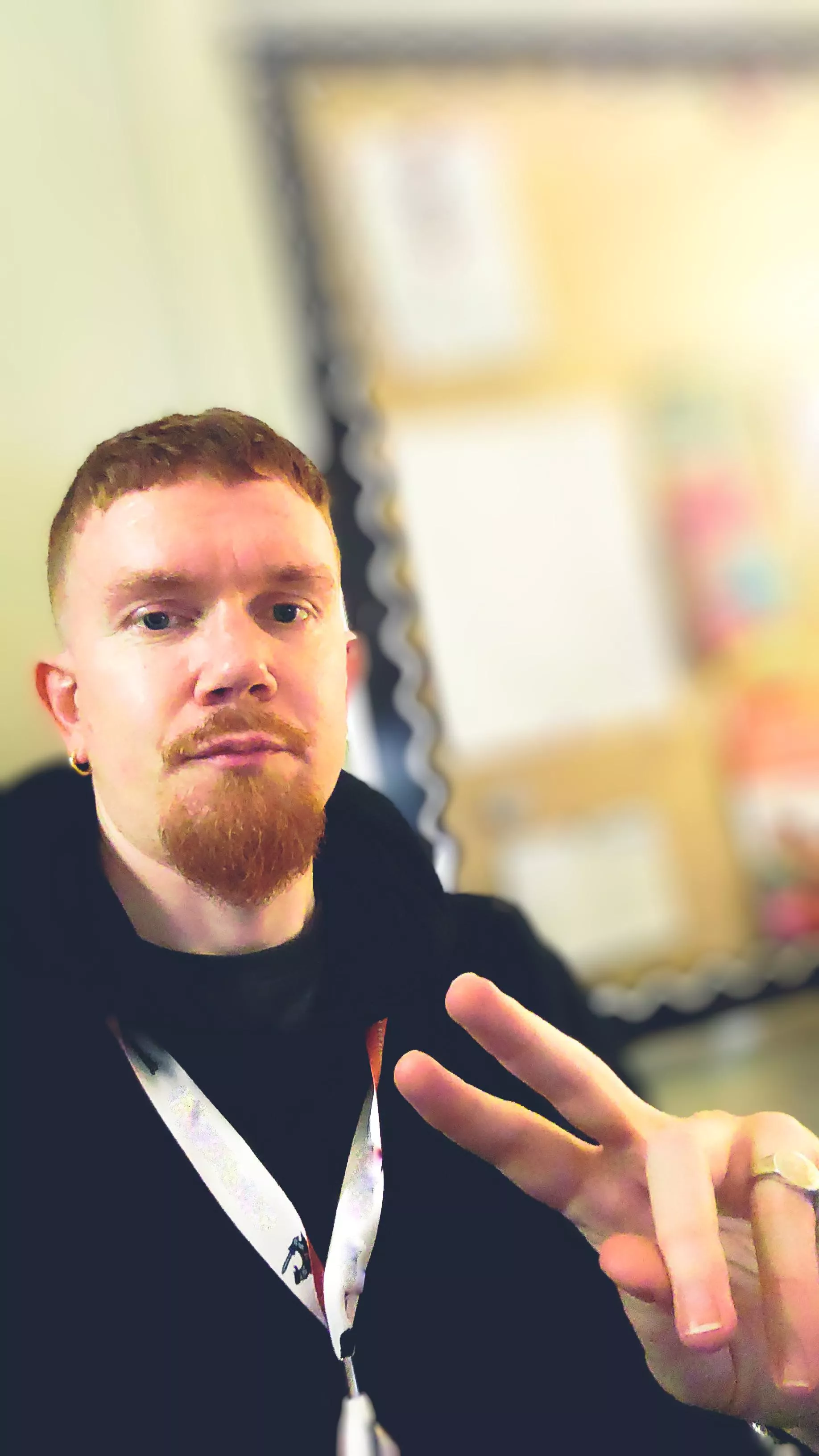 it's Friday!! 🎉 at work not looking at the clock 👀