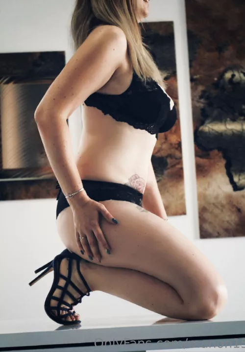 🇫🇷j'attends... que veux tu faire de moi ? 😜