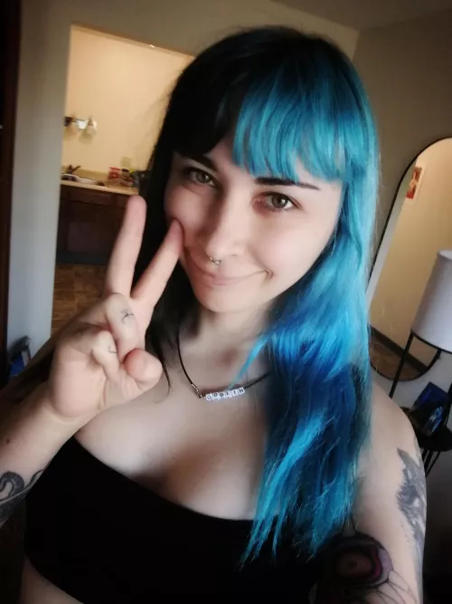 just a casual day in a housewife femboy's life <3