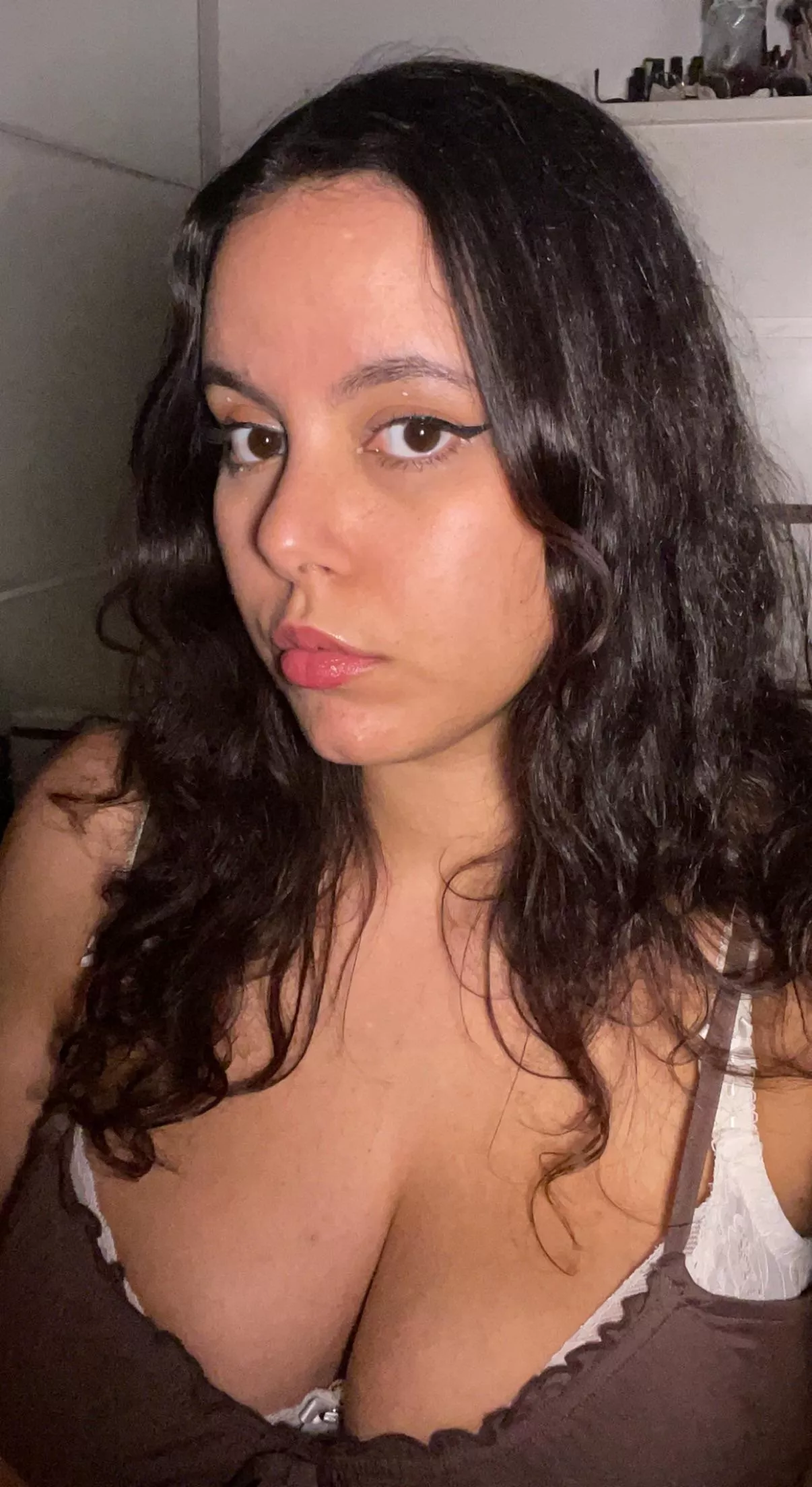 let’s have some drinks 👩‍❤️‍💋‍👨 [f]