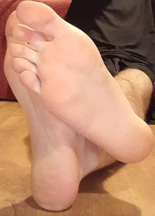 Lick from the heel to my toes