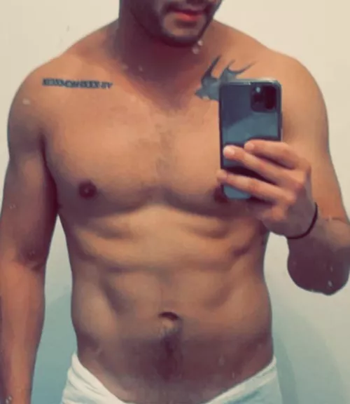 Love touching myself post-shower, while my nipples are being sucked🥵👅