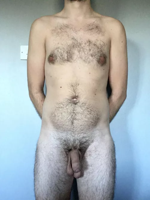 M 28/6’1”/164lbs