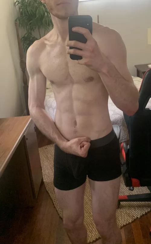 (M) I don’t have the most confidence, but I do like my body. Hbu?
