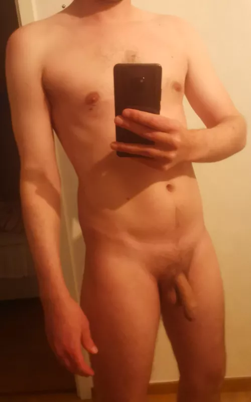 M26. 178 cm 74 kg. What do you think?