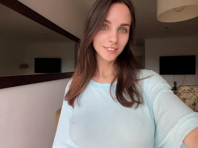 men's t-shirts fit me well, don't they?