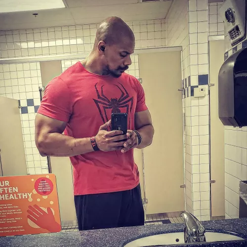 (M)..just a man going through life..🤞