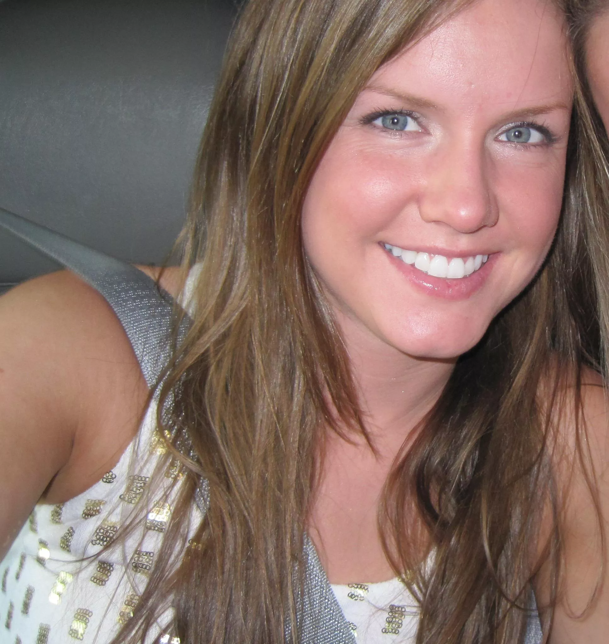 My cute wife needs your attention! looking for a long term bud :) dc area a ++