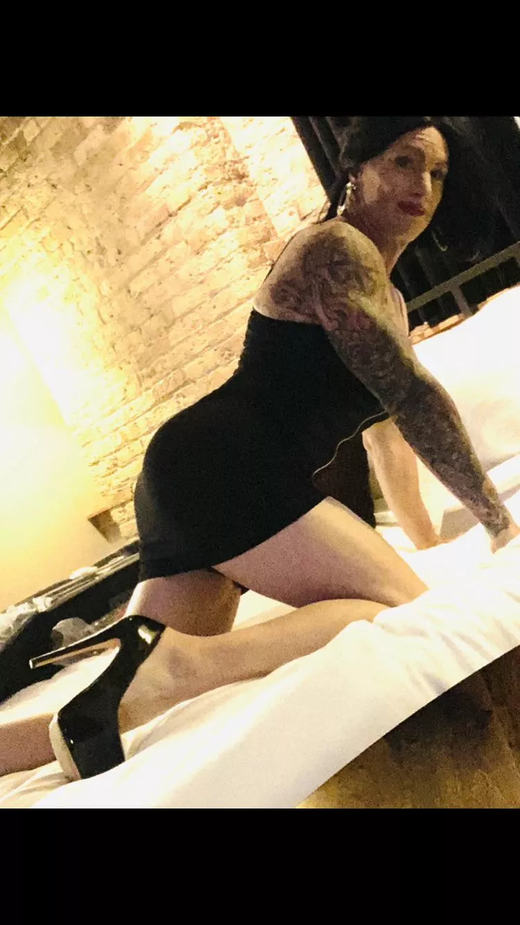 Need to fuck tonight !