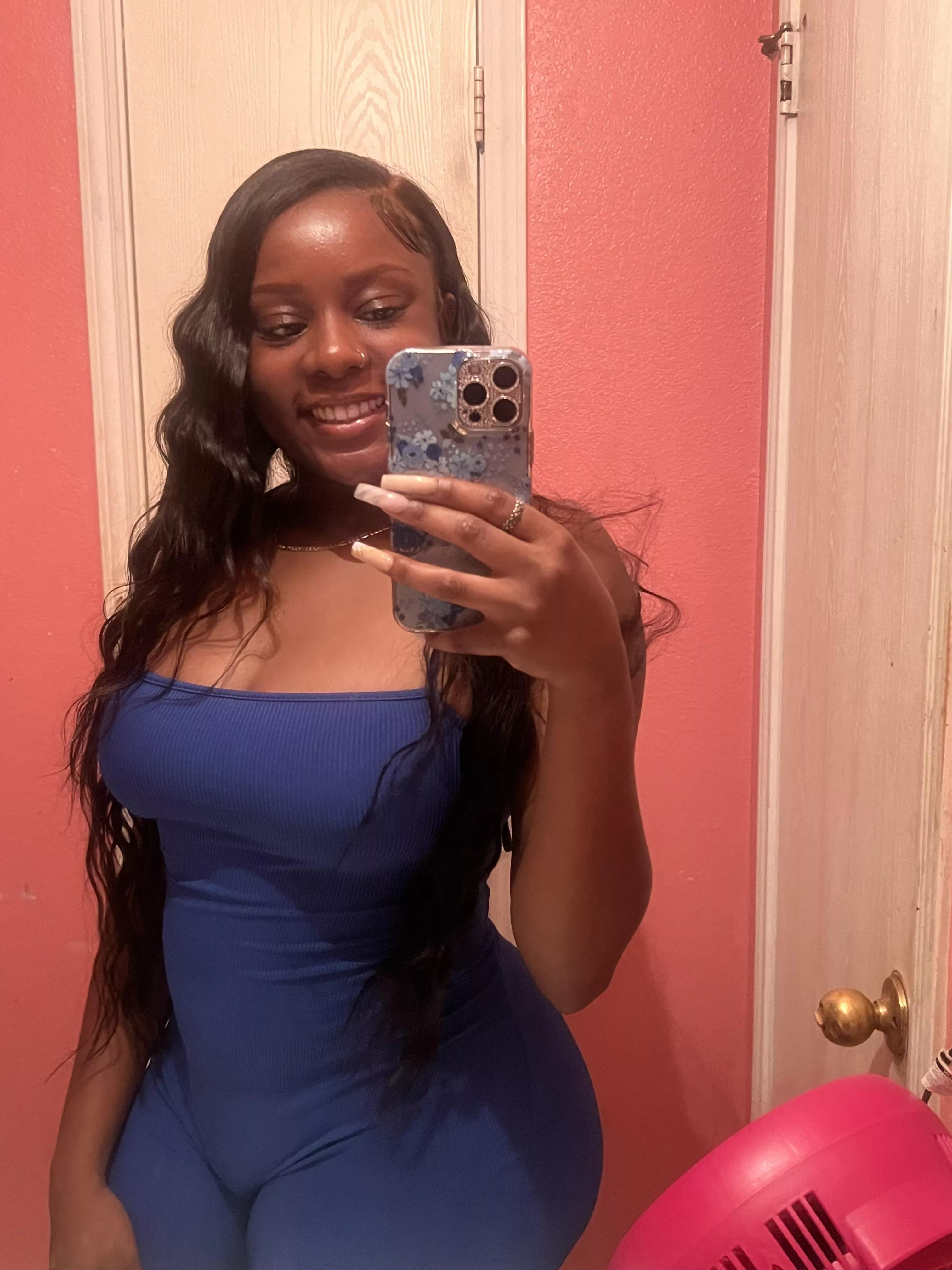 Now imagine the nude version 😈