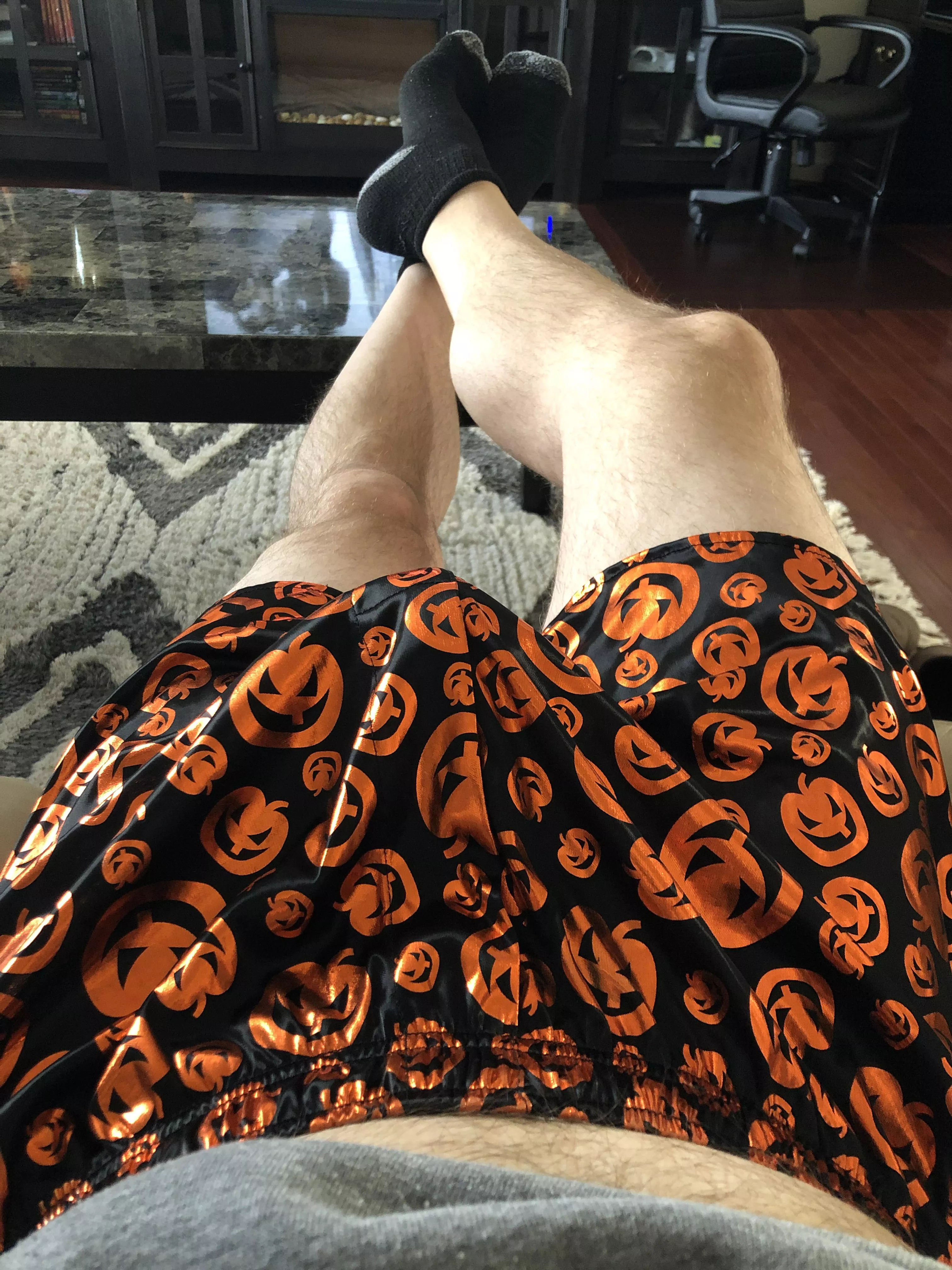 [OC] Come get your treat, ladies!