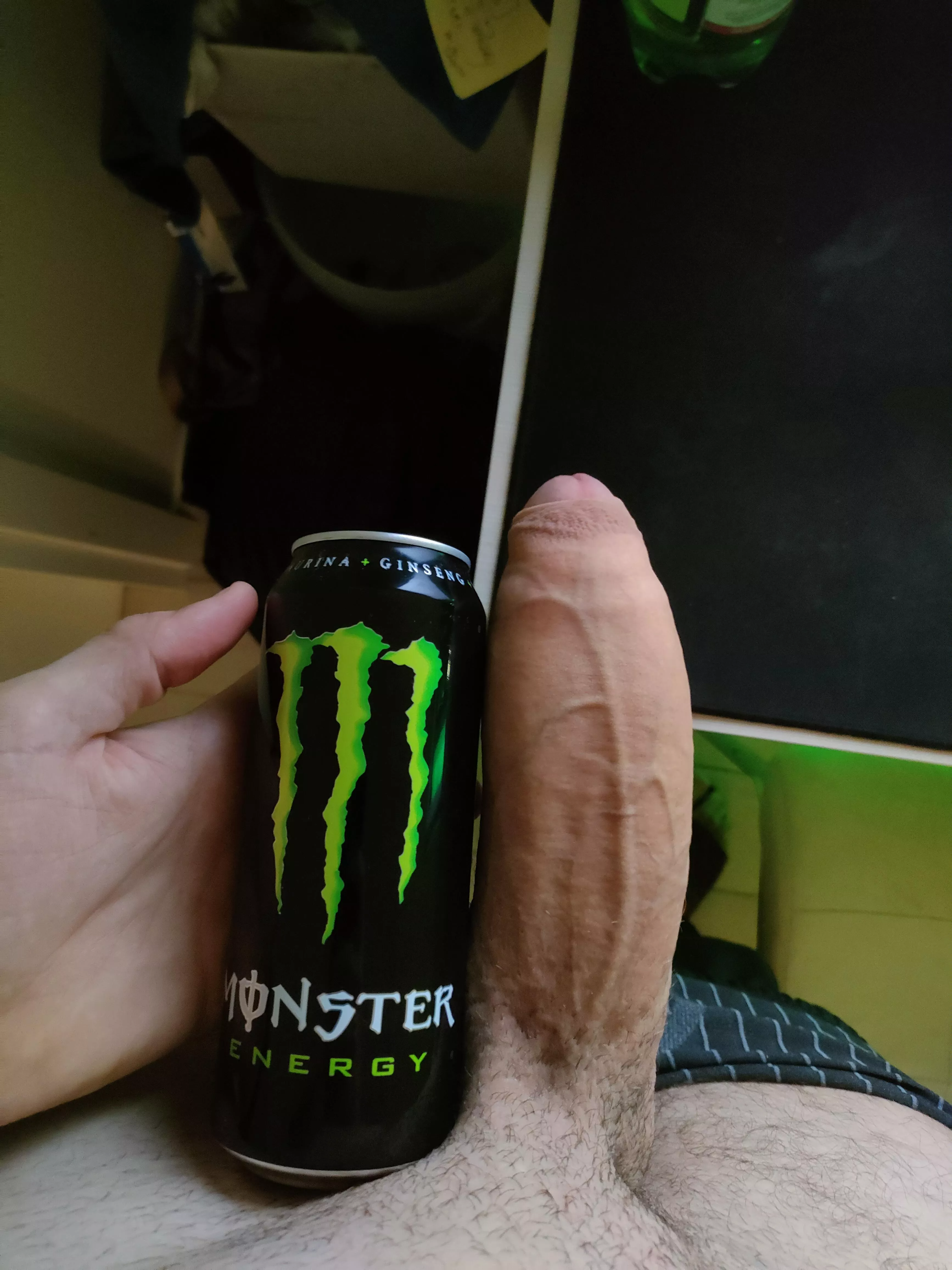 One of the most common comparison😜🍆