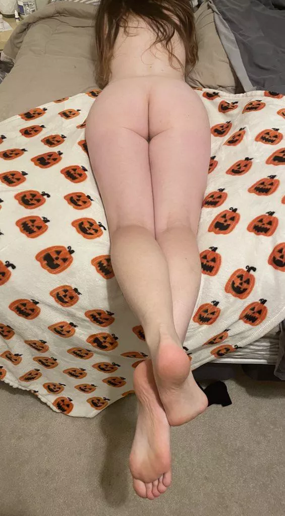 Start at my feet and work to my butt