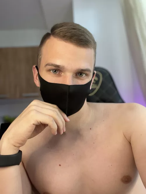 The eyes also play a role😜