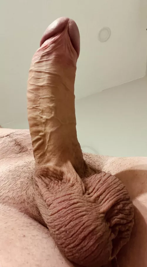 Think you can handle daddy’s big thick cock?