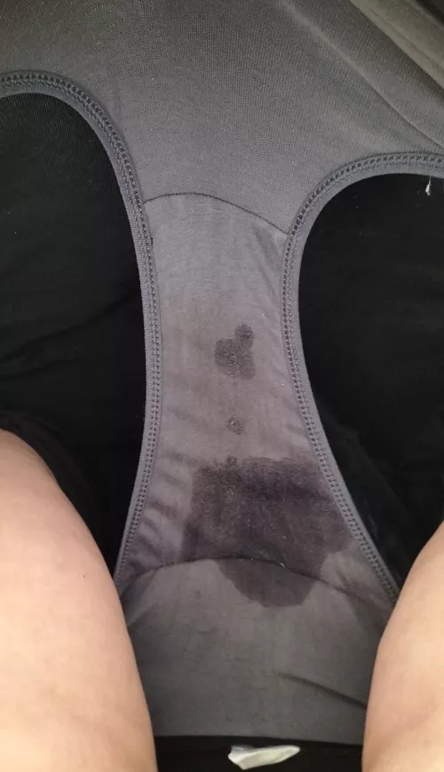 This is what browsing some of my favorite subs and reading horny dms does 😌