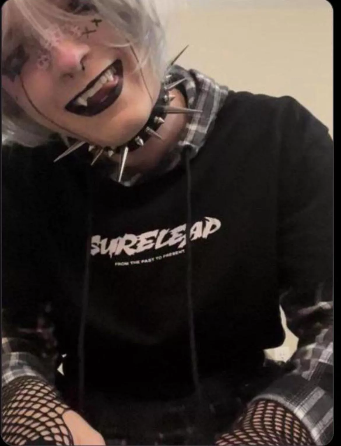 Trying to be cute >~<