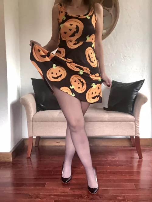 Want to be my pumpkin eater🎃😈