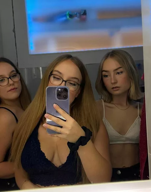 who is ready for fresh 18 girls😋❤️‍🔥