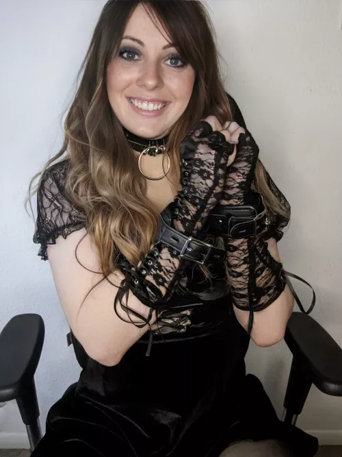 Would you like a cute goth as your treat this Halloween?