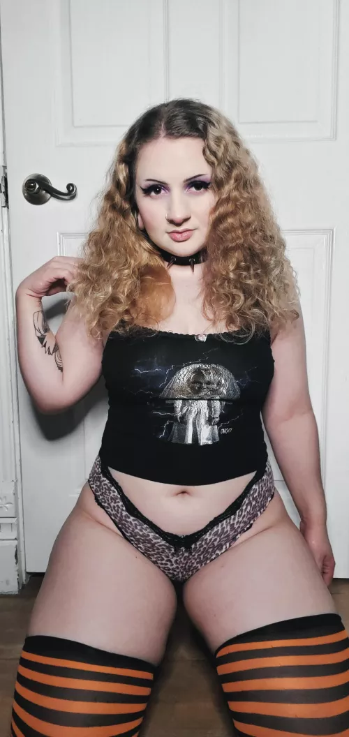 would you play with me? ;)