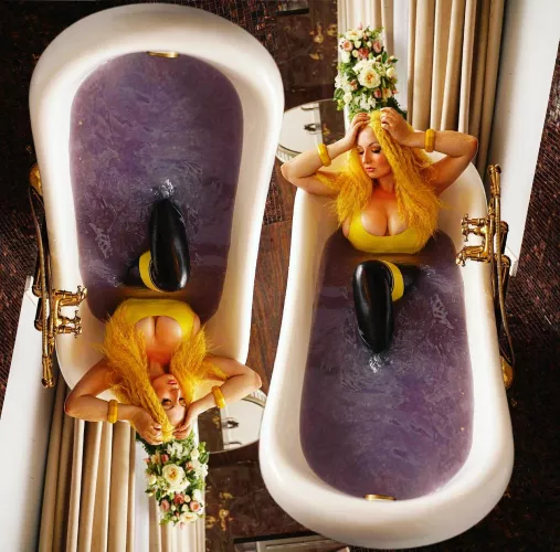 yellow latex bodysuit [f] [oc]