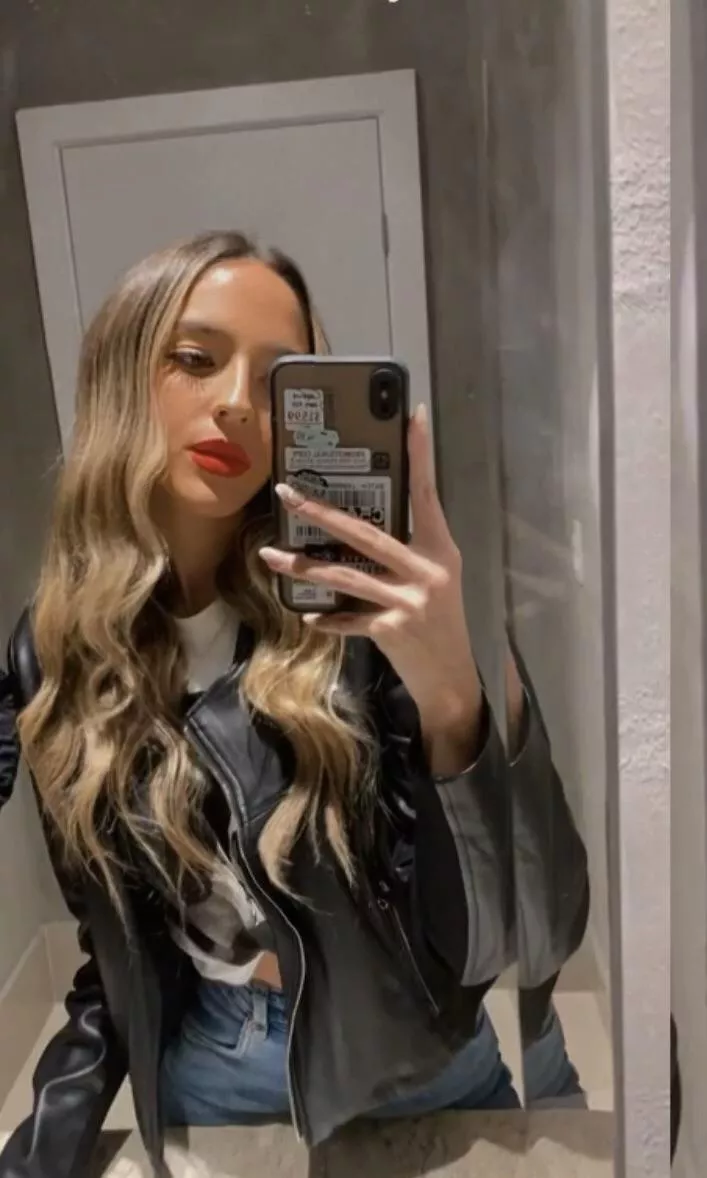 Your fav Latina baby 😽💗 f22