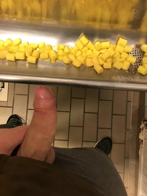 18yr horny in Public