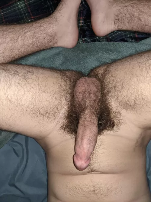 19 who wants to sniff my pubes?