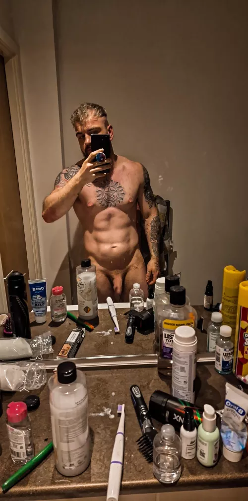 27m just a morning messy selfie