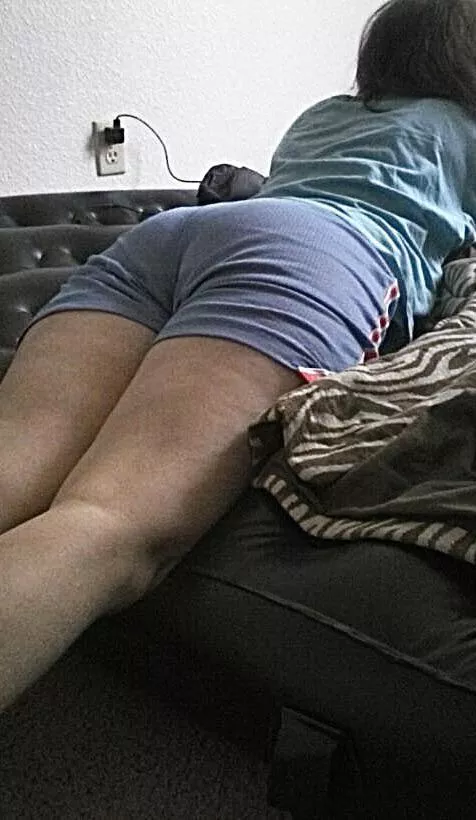 31 PAWG milf wife pic trade on telegram only @freakydannipawgwife