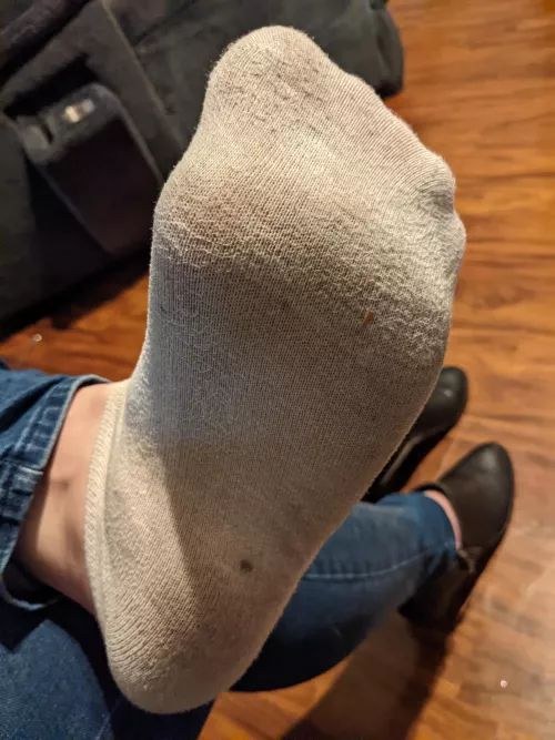 5 DAY WEAR [Selling] I can smell these through my shoes, so it's sell or wash. $40 DM or KIK M3GNIFIC3NT