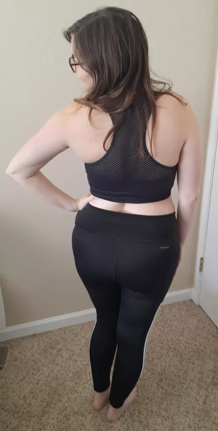 Alright what poses should we do?