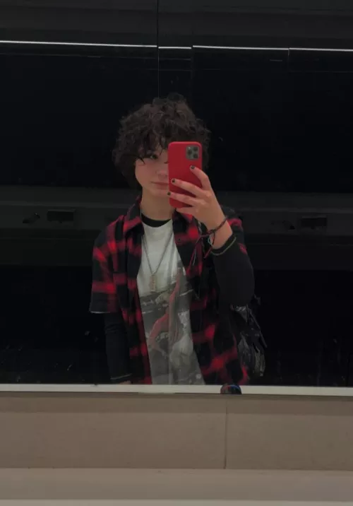 am i fem enough for you ?