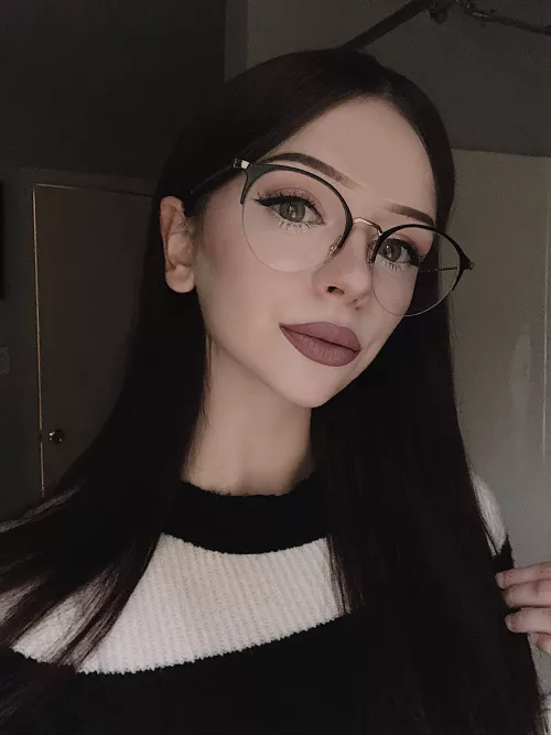 anyone tribute my gf?