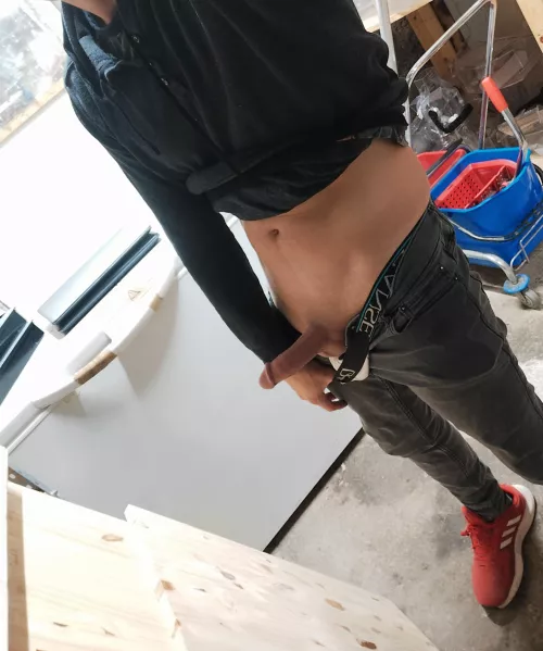 come suck me off in the storage room