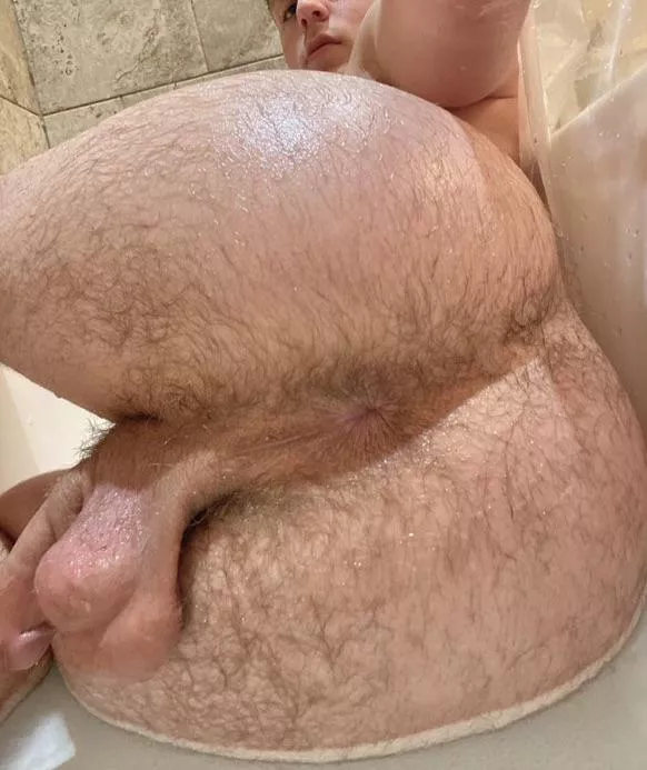 Could use an extra scrub 👅