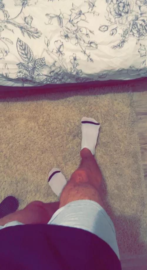 Enjoy my feet and workship