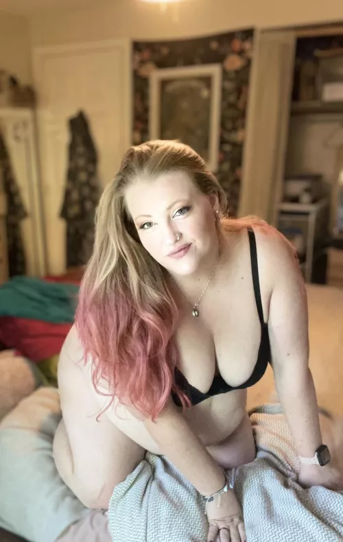 Fluffy girls are more fun