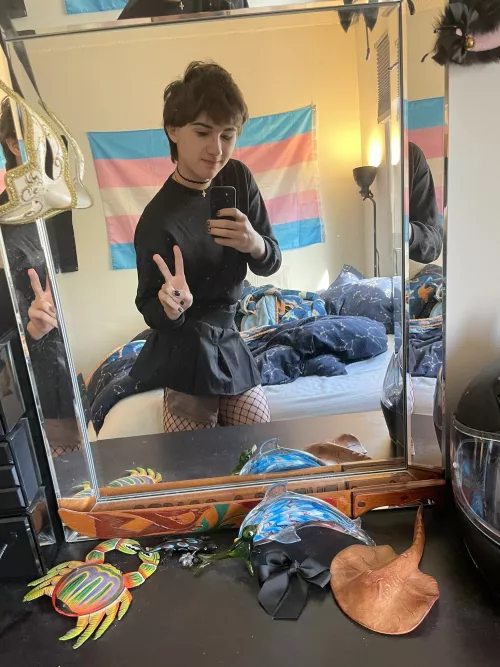 Happy Femboy Friday :D