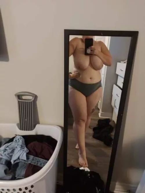 honestly love myself lately 🥰