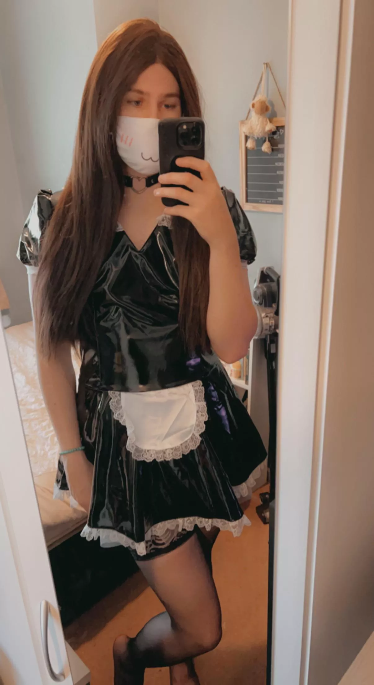 I can be a cute maid for halloween… right? 😅