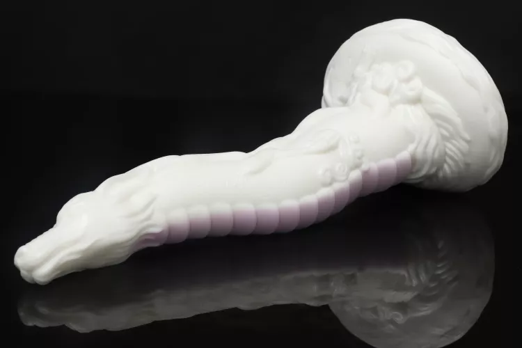 I completely forgot to add slug squishies to my cart, cuz this M/S Haiku with a cute lil pink tummy was really what I needed today